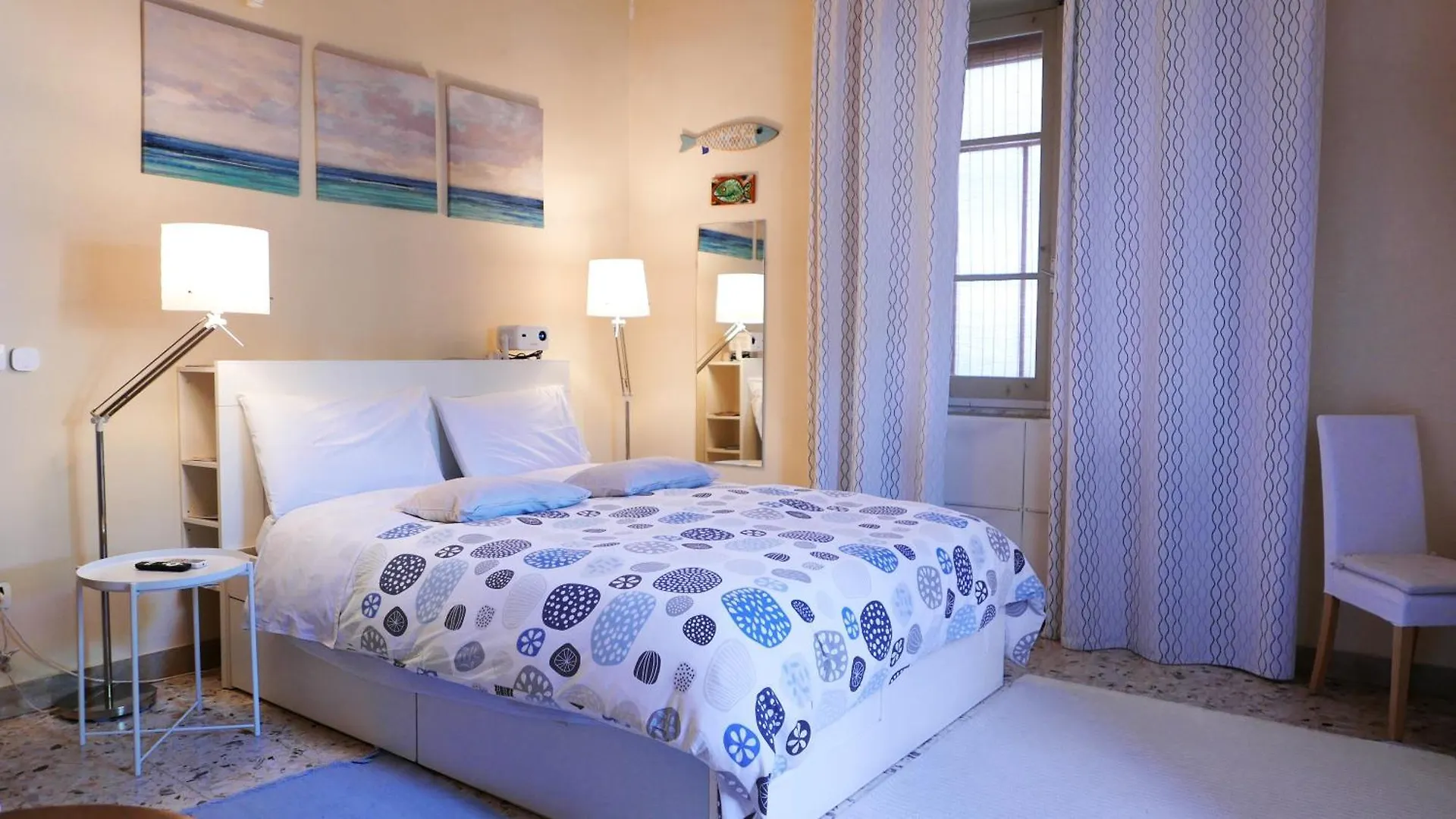 Three Rooms Messina Guest house