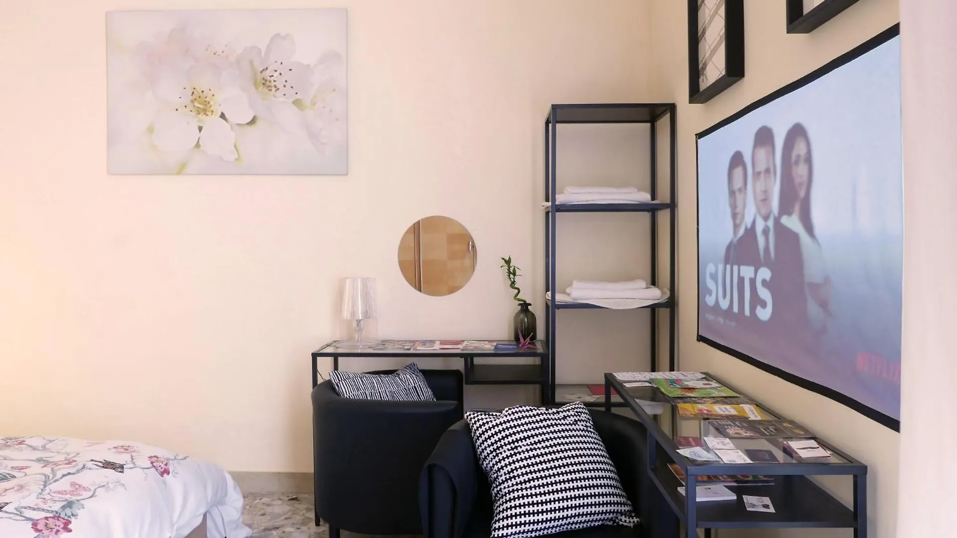 Three Rooms Messina 0*,