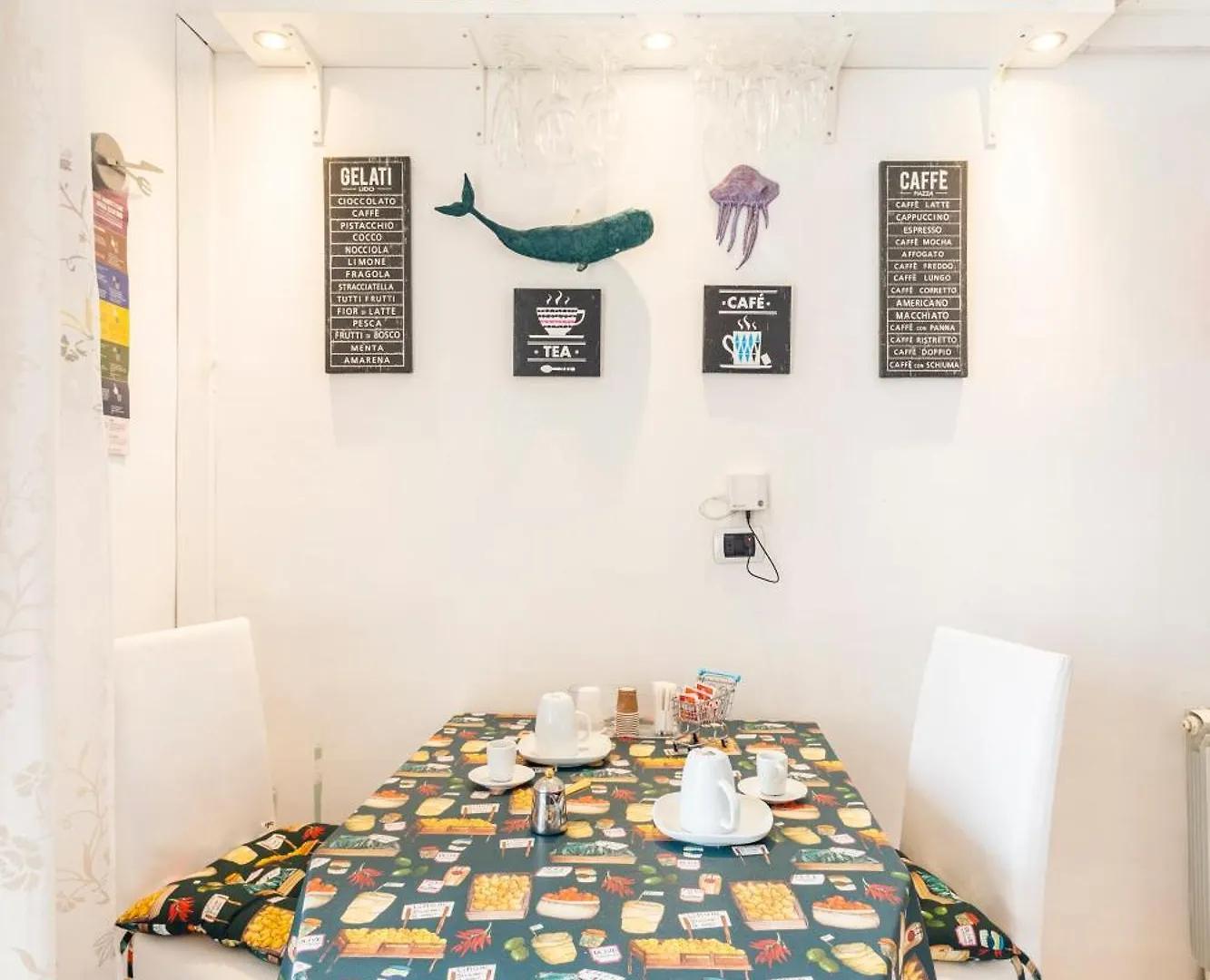 Three Rooms Messina Guest house