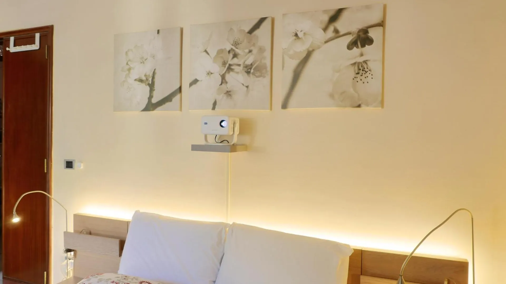 Three Rooms Messina