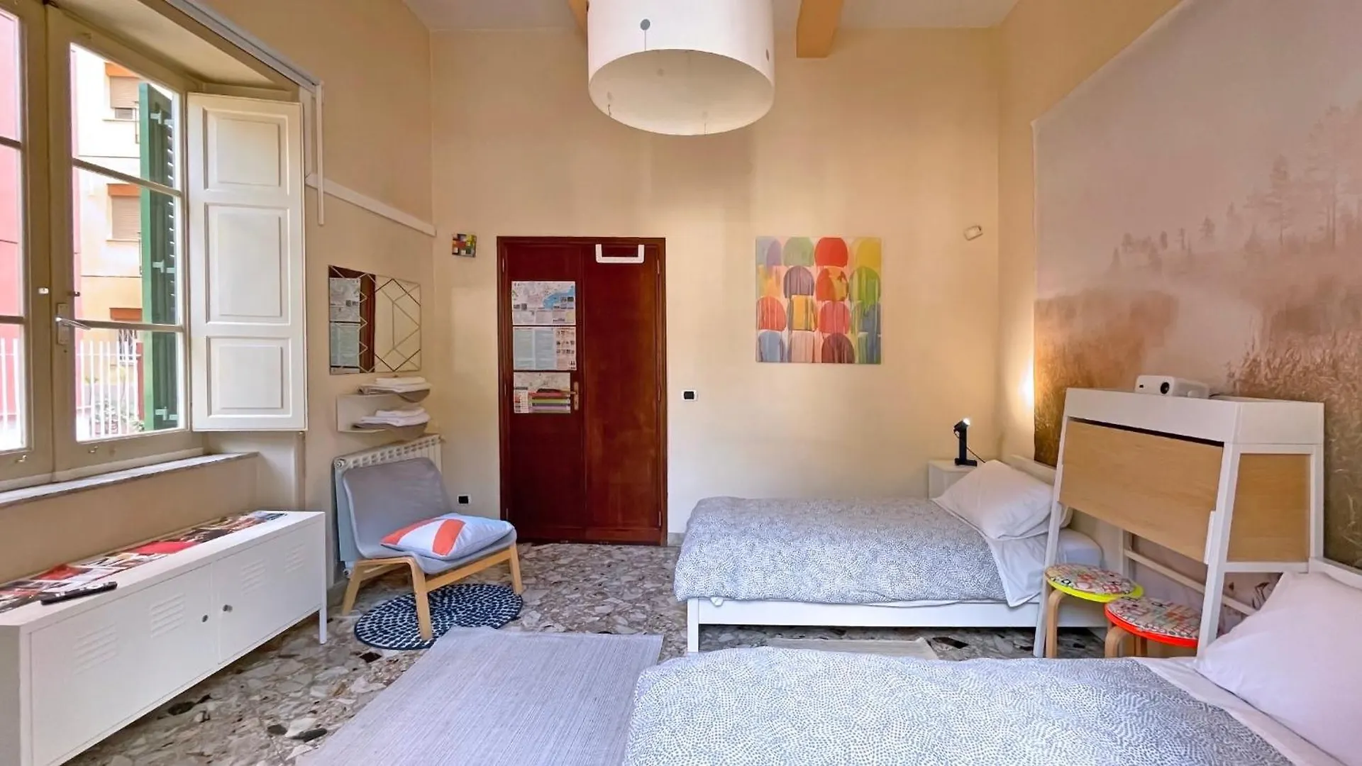 Three Rooms メッシーナ イタリア