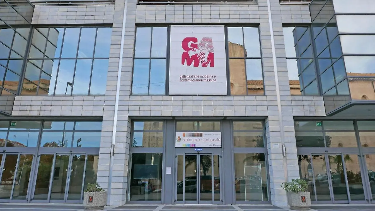 Three Rooms Mesina